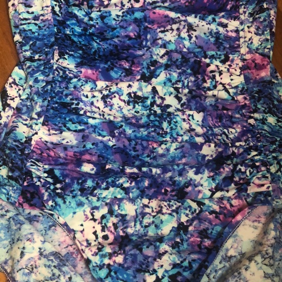 Trimshaper one piece swimsuit - Picture 3 of 10